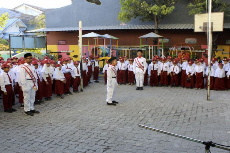 Menanam Benih Kesuksesan di Hati Siswa Cilacap